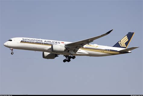 V Smf Singapore Airlines Airbus A Photo By Zbaa Id