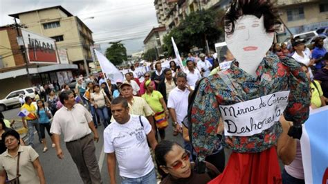 Maestros panameños marchan por reivindicaciones Diario Libre