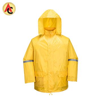 Men’s rain jacket with hood | Global Sources