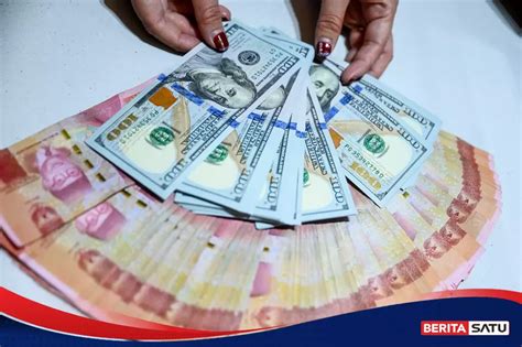 Menguat Tipis Nilai Tukar Rupiah Capai Rp 16 326 Per Dolar AS