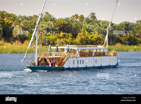 Nilkreuzfahrt Fotos Und Bildmaterial In Hoher Aufl Sung Alamy