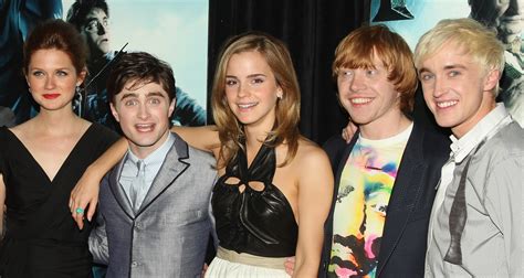 Harry Potter Cast Has Mini Reunion For The Holidays Bonnie Wright