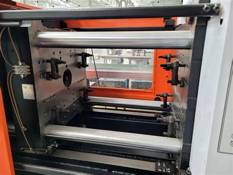 Chen Hsong Em Svp Injection Moulding Machine Maszyneria