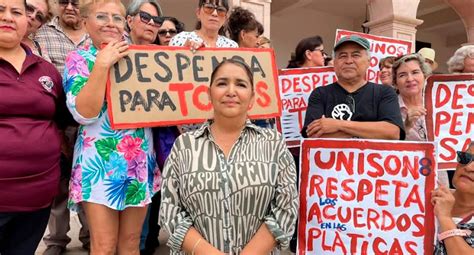 Se Manifiestan Jubilados Y Pensionados De La Unison En Hermosillo