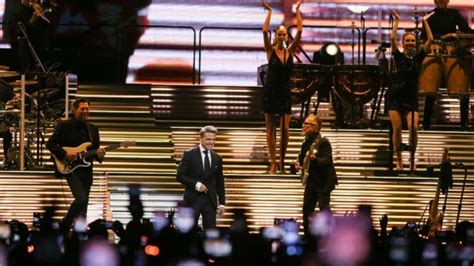 Éxito rotundo en la gran noche de Luis Miguel en el Movistar Arena