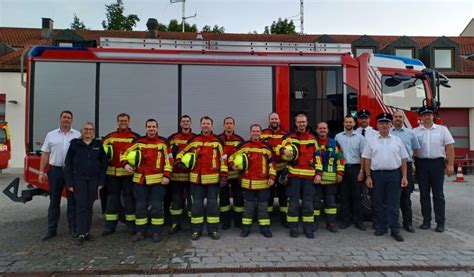 Vier Gruppen der Feuerwehr Landshut legen erfolgreich Leistungsprüfung