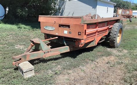 New Idea 217 Sa Manure Spreader Bigiron Auctions