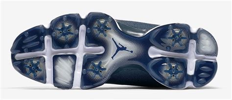 Early look at the navy Air Jordan 13 golf shoes