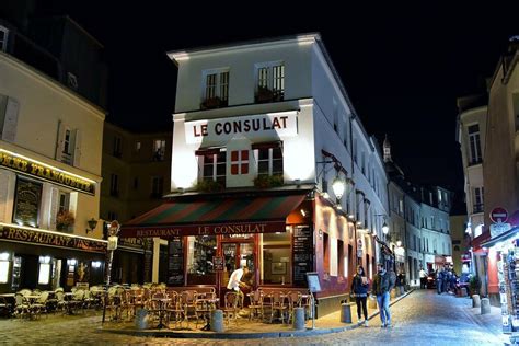 Le Consulat France Paris Restaurant Bar