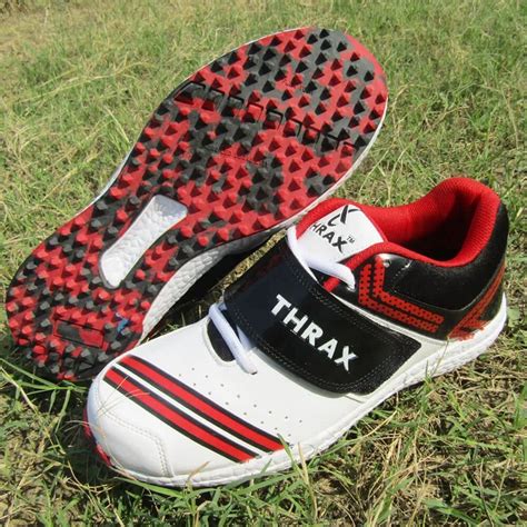 Thrax Dragger Stud Cricket Shoes Red And White Buy Thrax Dragger Stud