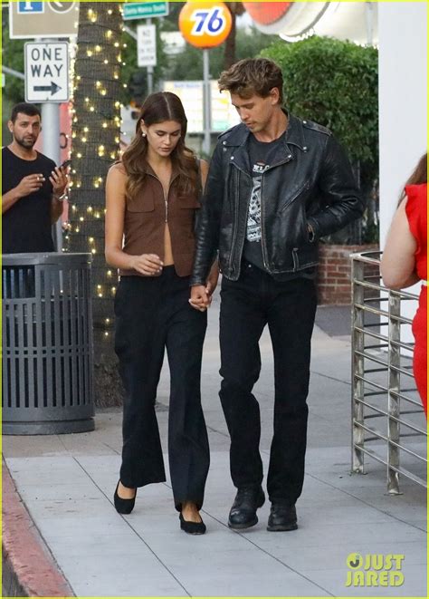 Austin Butler And Kaia Gerber Hold Hands Look So In Love During Date Night In Beverly Hills