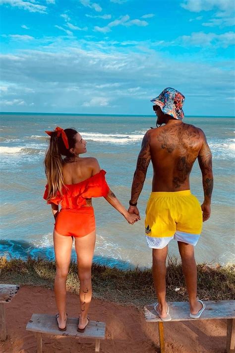 Ex Bbbs Aline Gotschalg E Fernando Medeiros Aproveitam Dias Em Pipa