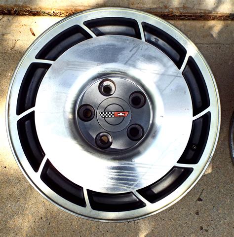 Set Of Oem 1984 Corvette Wheels Corvetteforum Chevrolet Corvette Forum Discussion