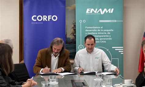 Corfo y Enami suscriben compromiso para impulsar desarrollo tecnológico