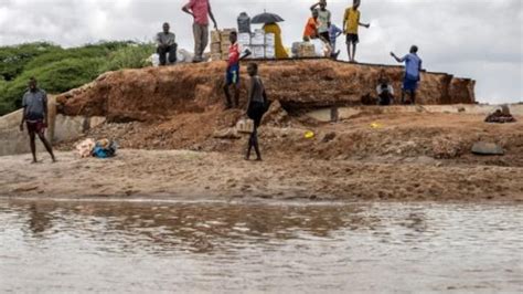 Al Menos 70 Muertos Por Inundaciones En Kenia Swi Swissinfoch