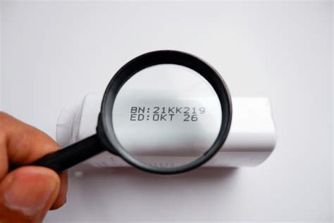 date de production  expiration royalty  images stock