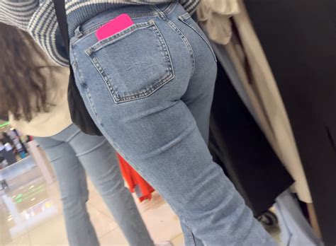 Sweet Latina W Friend Notices Cam OC Tight Jeans Forum
