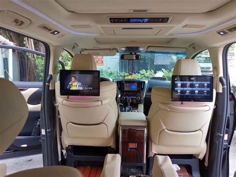 Kereta Alphard