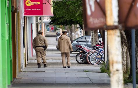 Noticias Hausler Argentina Santa Cruz Por La Huelga Policial