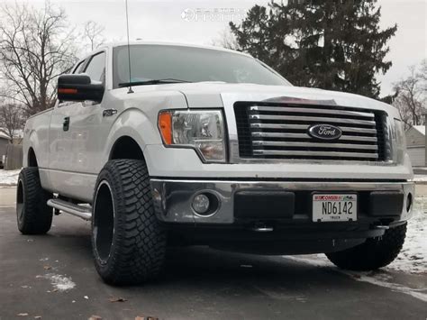 2012 Ford F 150 With 20x12 44 Moto Metal Mo970 And 33125r20 Atturo Trail Blade Xt And Stock