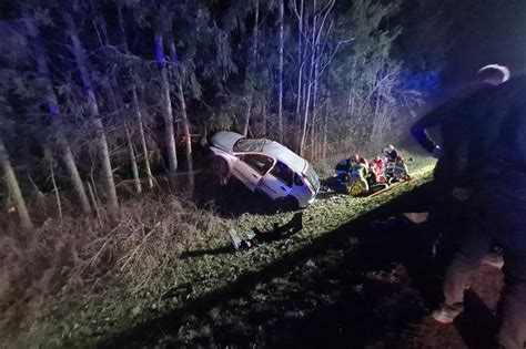 Tragiczny finał weekendu na Sądecczyźnie Dwie osoby zginęły w wypadku