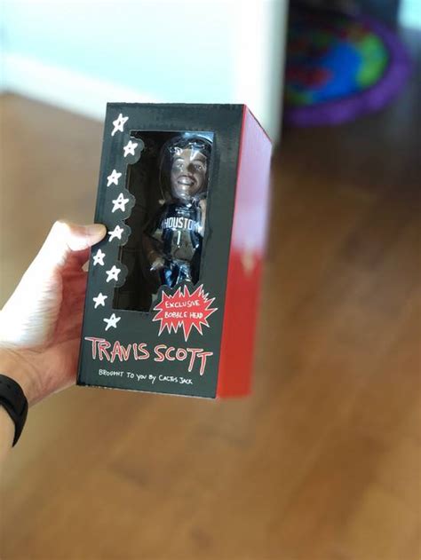 Travis Scott Travis Scott Bobblehead Exclusive Astroworld Action Figure ...