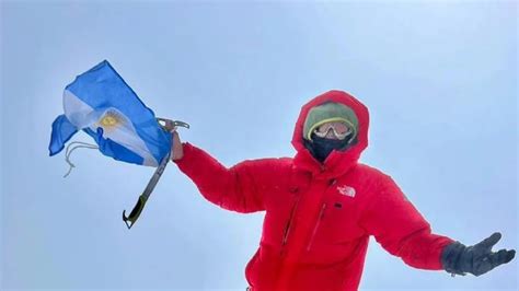 Quién es el primer argentino de la historia que logró hacer cumbre en