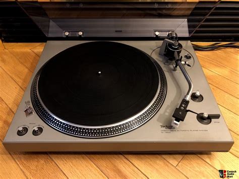 Technics Sl Direct Drive Semi Auto Turntable In Very Good