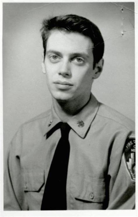 Steve Buscemi Aka Anthony Blundetto During His Days As A Nyc