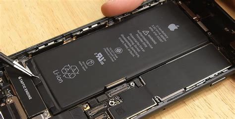 Как менялся аккумулятор iPhone за 10 лет