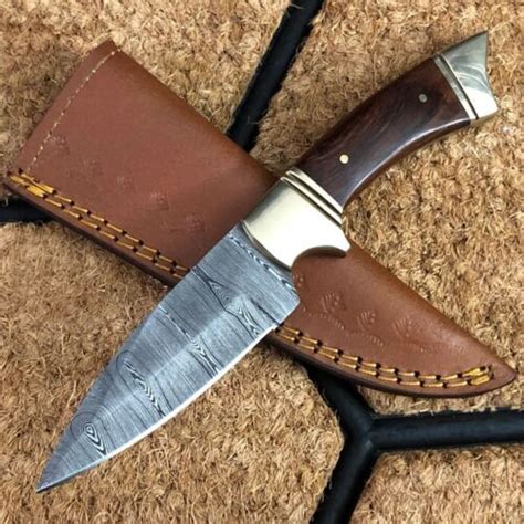 Damascus Steel Custom Handmade Hunting Skinner Bushcraft Knife With