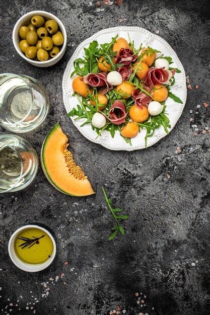 Premium Photo Cantaloupe Melon With Prosciutto Or Jamon Mozzarella