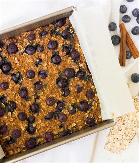 Quinoa Breakfast Bars With Blueberries