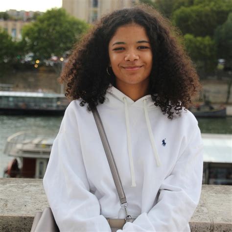 Capucine Le Havre Seine Maritime Etudiante En Licence De Biochimie Géologie Donne Des Cours