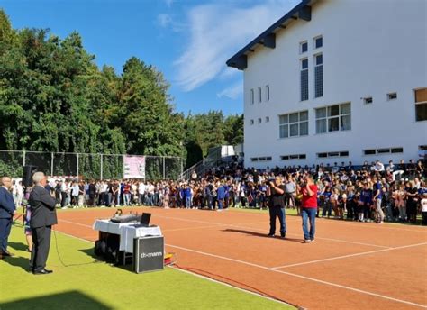 Un Primar Din Rom Nia A Participat Ntr O Singur Zi La