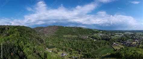 Le Saillant Corrèze France Vue aérienne de la gorge de la Vézère