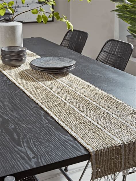 New Seagrass Table Runner Luxury Kitchenware Contemporary Dinnerware Sleek Furniture