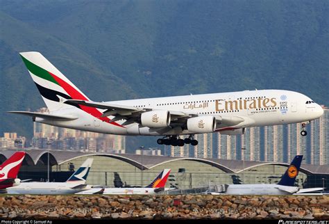 A6 EDI Emirates Airbus A380 861 Photo By Samuel Au ID 707685