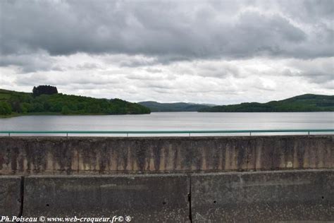 Le Barrage de Panneciére sur le remarquable Lac Nièvre Passion