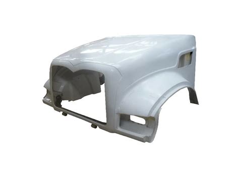 Mack Gu Aftermarket Hood