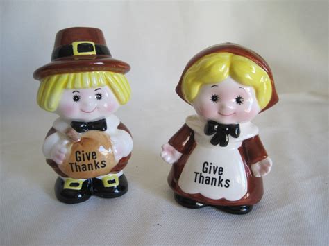 Enesco Ceramic Thanksgiving Pilgrim Salt Pepper Shakers Etsy