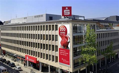 Sparkasse Karlsruhe Ettlingen Sieben Milliarden Euro Bilanz In 2013