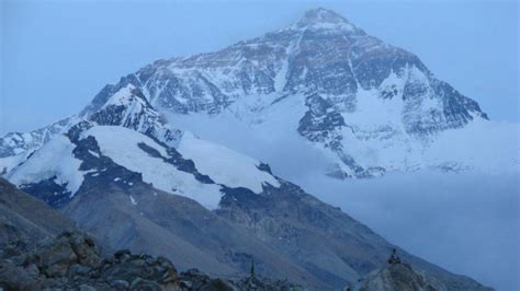 Gunung Tertinggi Di Dunia Cobalah Mendaki Everest Dan K Tribun