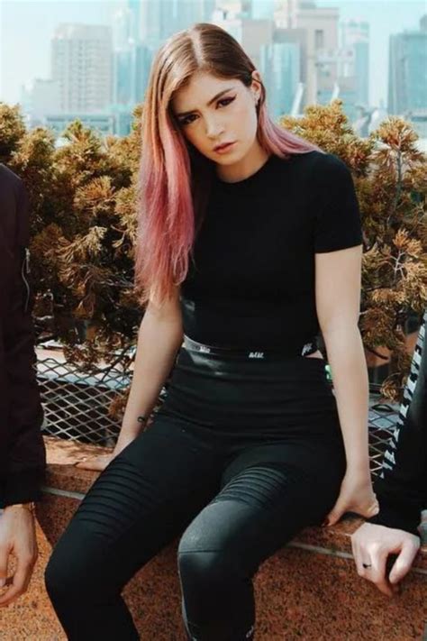 Chrissy Costanza Знаменитости Звезды