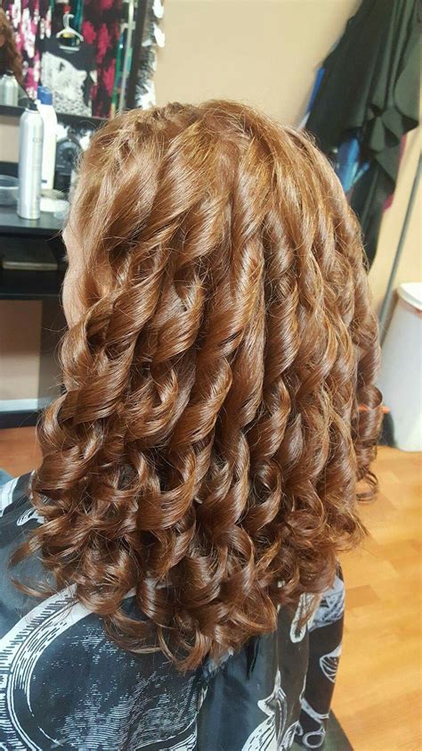 Pin By Mark McNabb On Beautiful Curls Ringlet Curls Loose Curls