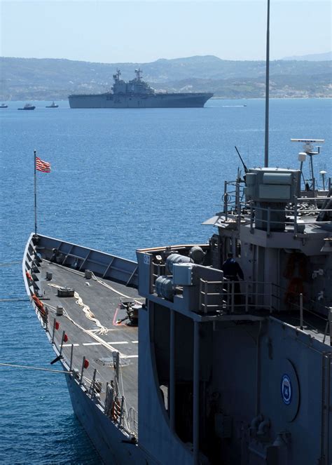 combatindex.com: FFG 32 : USS JOHN L. HALL
