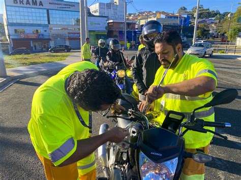 Prefeitura e CCR AutoBAn promovem ação educativa para motociclistas