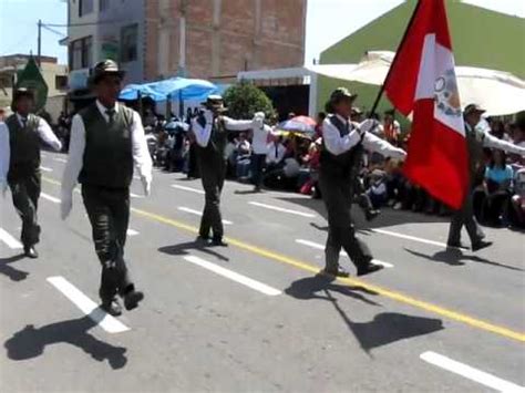 Ieam Faustino B Franco Desfile Por Aniversario Caman Puesto