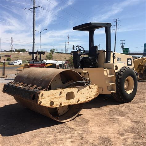 Vibrocompactador Caterpillar CS533E 2012 Maquinaria San Marcos