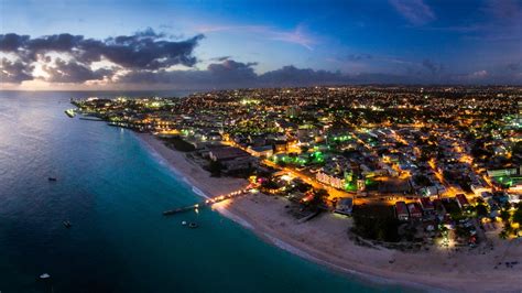 Barbados Historia Capital Bandera Clima Lugares Turísticos Y Más